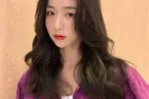 和前男友相爱18年没结婚如今48岁被对方撕上热搜人设崩塌后竟引全网心疼···